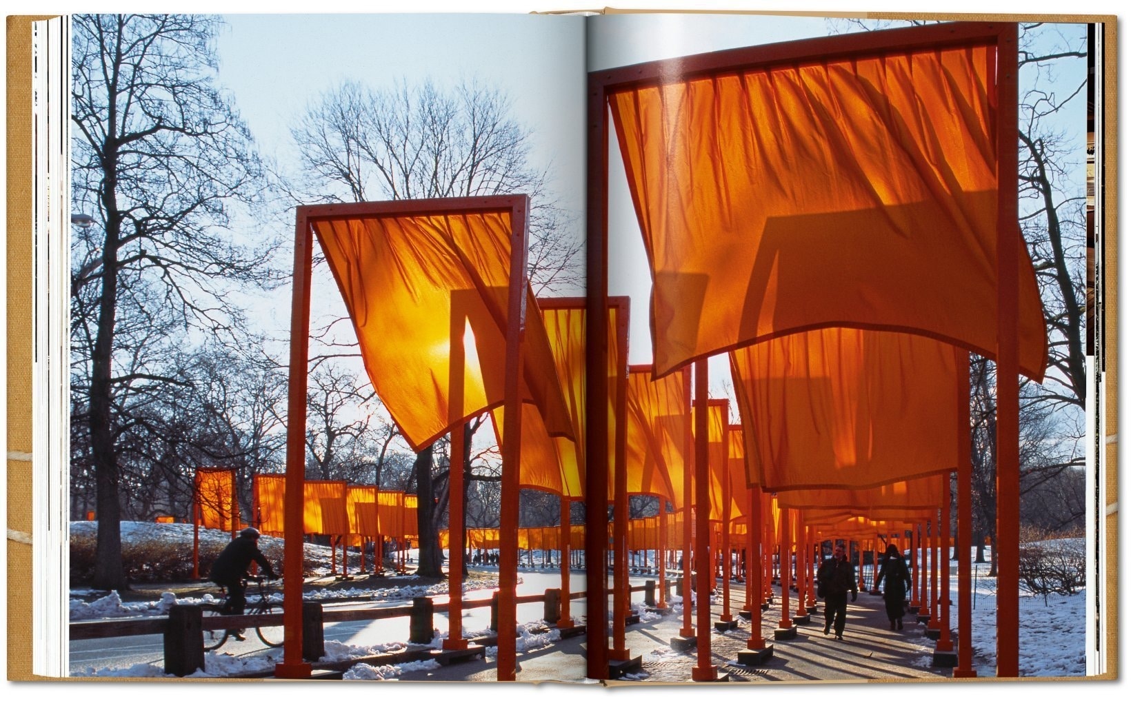 christo-and-jeanne-claude-updated-edition-4