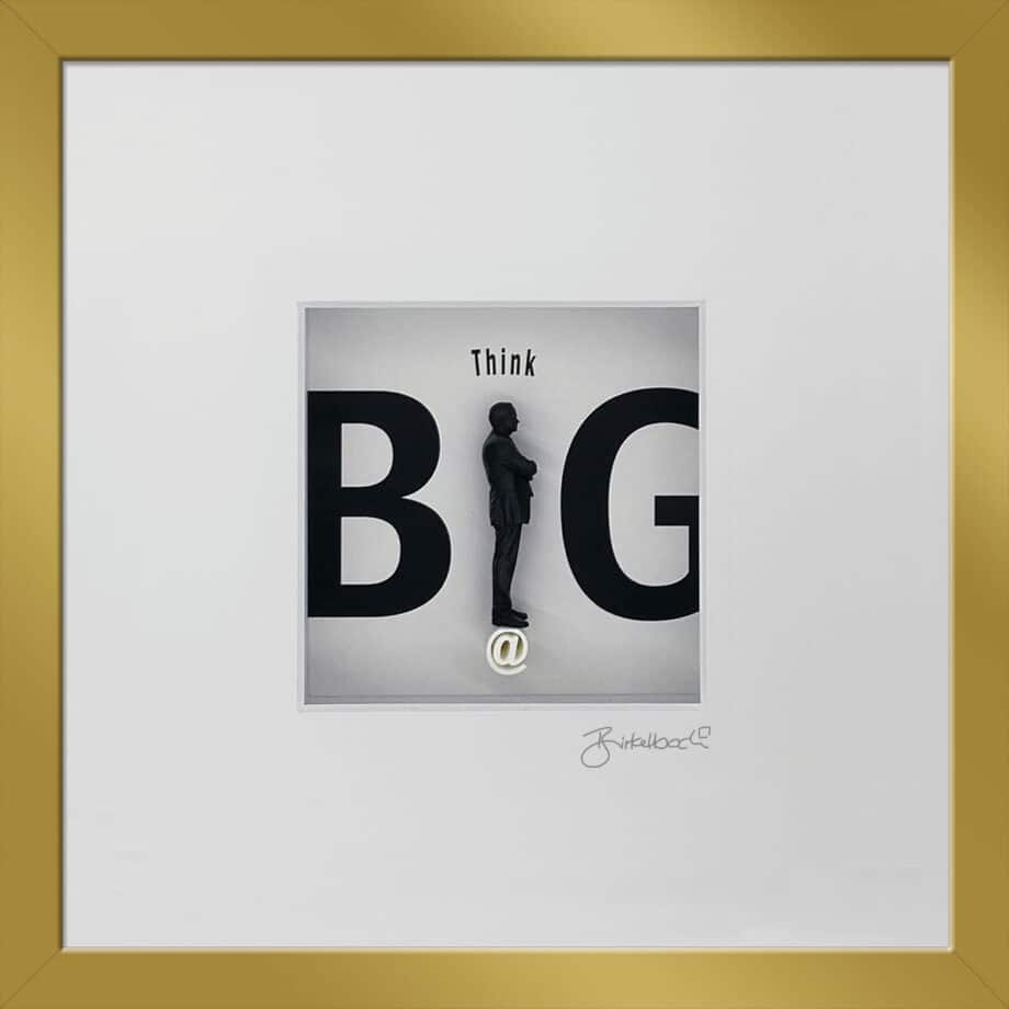 birkelbach-wortkunst3-schoene-momente-think-big-rahmen-gold