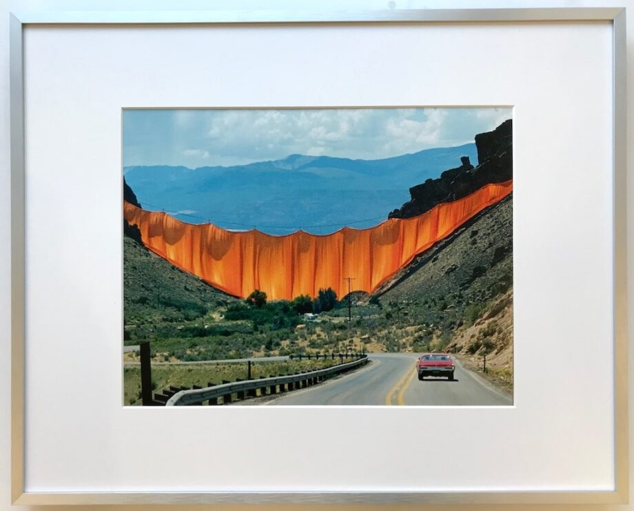 Christo | Valley Curtain - gerahmter Kunstdruck